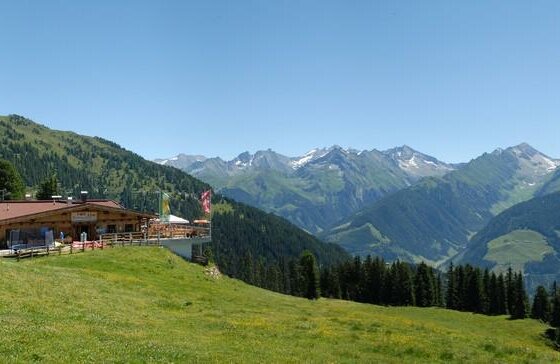 Schmankerlhütte Kreuzwiesenalm (1.880 m)